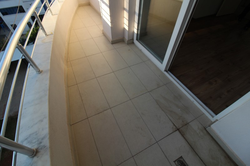 ASLAN'DAN MEZİTLİ DE SİTE İÇİ HAVUZLU KİRALIK 3+1 GENİŞ DAİRE