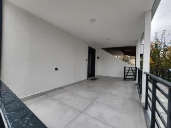 DİDİM ALTINKUM MAHALLESİ'NDE YEŞİLKENT YOLUNA YAKIN MASRAFSIZ MÜSTAKİL BAHÇELİ 4+1 SATILIK VİLLA