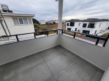 DİDİM ALTINKUM MAHALLESİ'NDE YEŞİLKENT YOLUNA YAKIN MASRAFSIZ MÜSTAKİL BAHÇELİ 4+1 SATILIK VİLLA