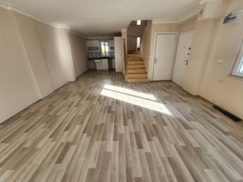 HİSAR MAHALLESİ'NDE ACİL SATILIK 4+1 HAVUZ CEPHELİ GENİŞ DUBLEKS DAİRE 