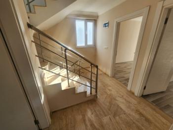 HİSAR MAHALLESİ'NDE ACİL SATILIK 4+1 HAVUZ CEPHELİ GENİŞ DUBLEKS DAİRE 