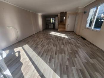 HİSAR MAHALLESİ'NDE ACİL SATILIK 4+1 HAVUZ CEPHELİ GENİŞ DUBLEKS DAİRE 