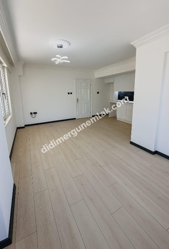 DİDİM ÇAMLIK MAHALLESİNDE DENİZE YÜRÜYÜŞ MESAFESİNDE,TAMAMEN YENİLENMİŞ EFSANE FİYATLI MASRAFSIZ VE ŞIK 2+1 SATILIK DAİRE!