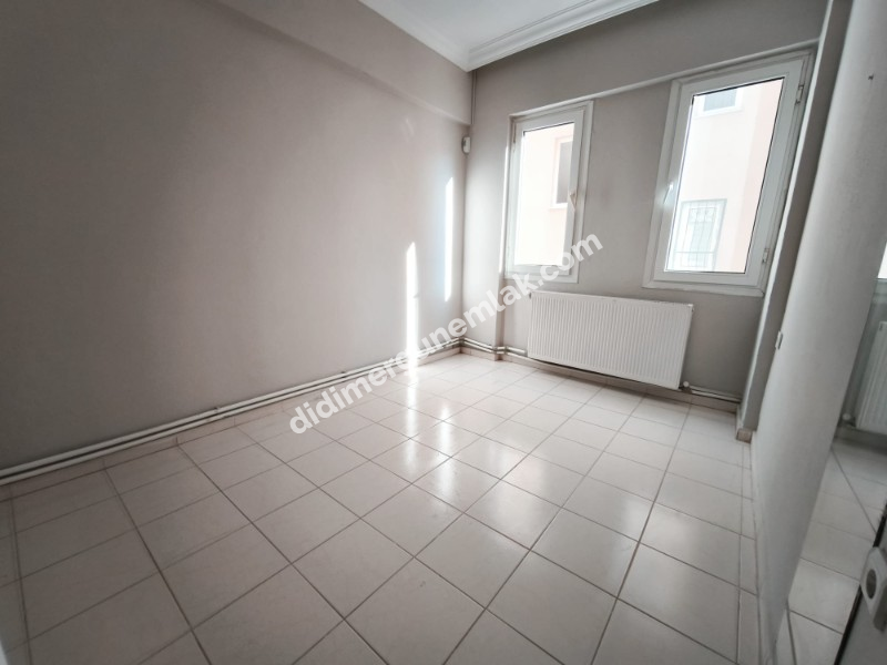 DİDİM CUMHURİYET MAHALLESİ’NDE ÇARŞI MERKEZİNE YAKIN HAVUZLU SİTE İÇERİSİNDE SATILIK 3+1 DAİRE