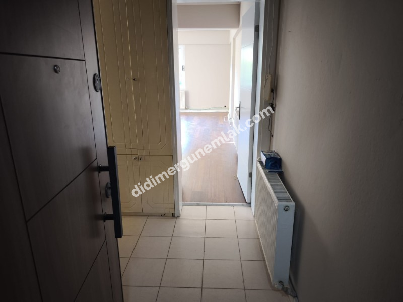 DİDİM CUMHURİYET MAHALLESİ’NDE ÇARŞI MERKEZİNE YAKIN HAVUZLU SİTE İÇERİSİNDE SATILIK 3+1 DAİRE