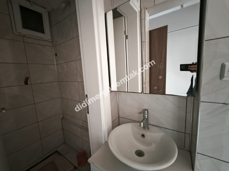 DİDİM CUMHURİYET MAHALLESİ’NDE ÇARŞI MERKEZİNE YAKIN HAVUZLU SİTE İÇERİSİNDE SATILIK 3+1 DAİRE