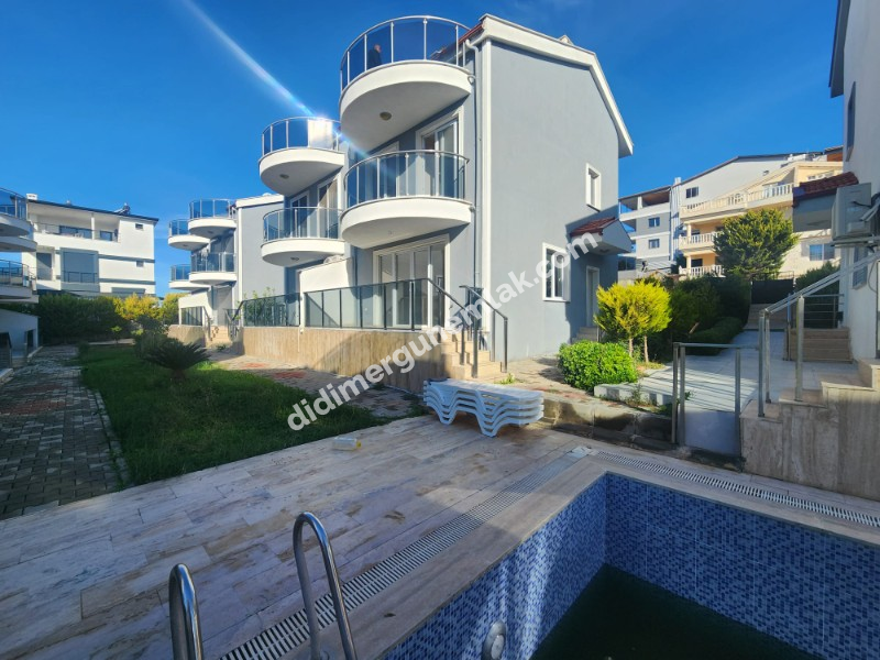 HİSAR MAHALLESİ'NDE ACİL SATILIK 4+1 HAVUZ CEPHELİ GENİŞ DUBLEKS DAİRE 