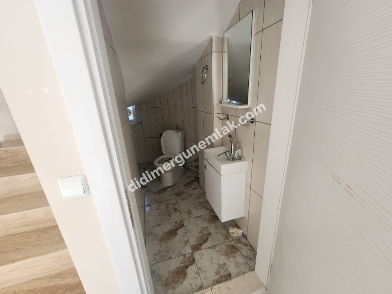 HİSAR MAHALLESİ'NDE ACİL SATILIK 4+1 HAVUZ CEPHELİ GENİŞ DUBLEKS DAİRE 