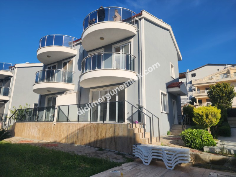 HİSAR MAHALLESİ'NDE ACİL SATILIK 4+1 HAVUZ CEPHELİ GENİŞ DUBLEKS DAİRE 