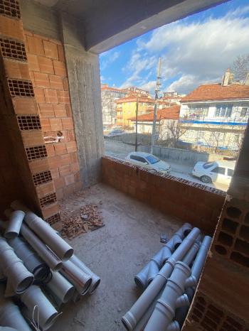 GÜVENAY - ÇORUM ULUKAVAK MAH. PAZARTESİ PAZARI CİVARI SATILIK 3+0 DAİRE