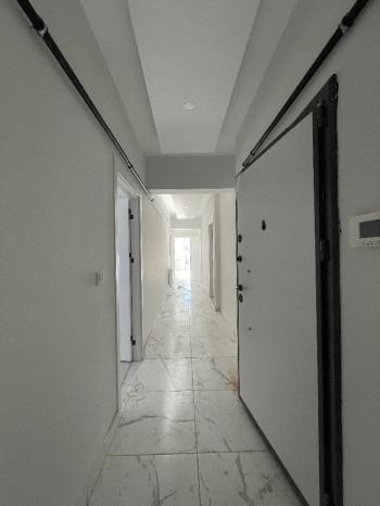 Güvenay - Çorum Gülabibey Kapaklı 1. Cadde Üzeri Satılık Sıfır 3+1 Daire 