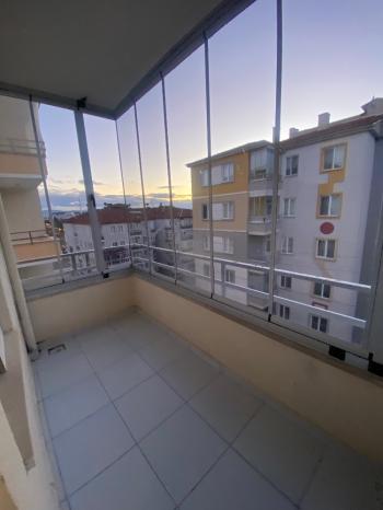 GÜVENAY - ÇORUM BUHARAEVLER 5. CADDESİ ÜZERİ 3+1 KİRALIK DAİRE 