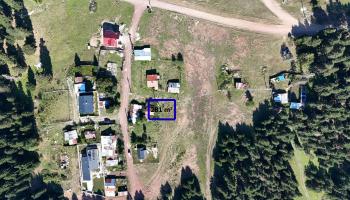 BUCAK YAYLASINDA SATILIK 281m2 KÖŞE BAŞI ARSA