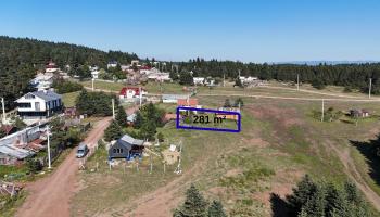 BUCAK YAYLASINDA SATILIK 281m2 KÖŞE BAŞI ARSA