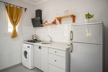 DATÇA İSKELE’DE OTEL RUHSATLI, DENİZE YAKIN, HAZIR TİCARİ YATIRIM FIRSATI!