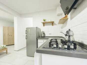 DATÇA İSKELE’DE OTEL RUHSATLI, DENİZE YAKIN, HAZIR TİCARİ YATIRIM FIRSATI!