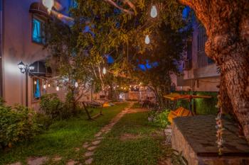 DATÇA İSKELE’DE OTEL RUHSATLI, DENİZE YAKIN, HAZIR TİCARİ YATIRIM FIRSATI!