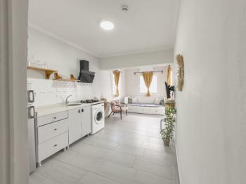 DATÇA İSKELE’DE OTEL RUHSATLI, DENİZE YAKIN, HAZIR TİCARİ YATIRIM FIRSATI!