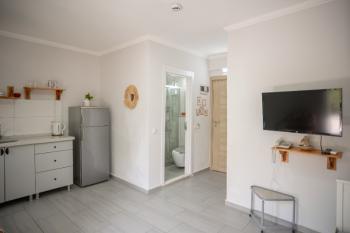 DATÇA İSKELE’DE OTEL RUHSATLI, DENİZE YAKIN, HAZIR TİCARİ YATIRIM FIRSATI!