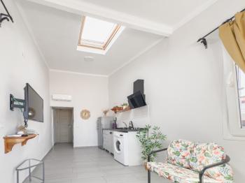 DATÇA İSKELE’DE OTEL RUHSATLI, DENİZE YAKIN, HAZIR TİCARİ YATIRIM FIRSATI!