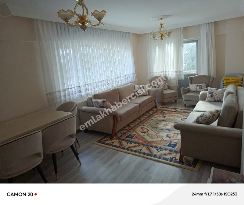 MUDANYA HALİTPAŞA 'da MERKEZİ NOKTADA SATILIK 1.KAT GENİŞ 2+1 DAİRE