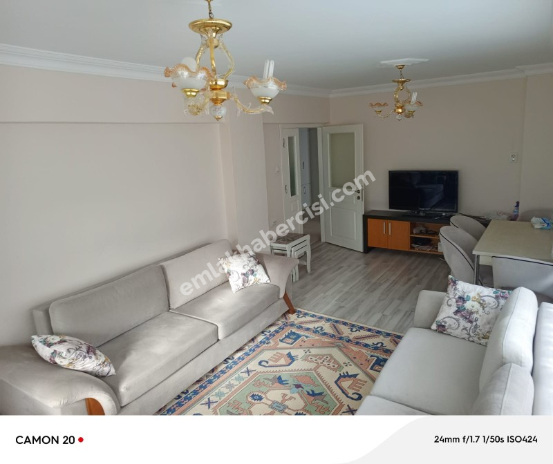 MUDANYA HALİTPAŞA 'da MERKEZİ NOKTADA SATILIK 1.KAT GENİŞ 2+1 DAİRE