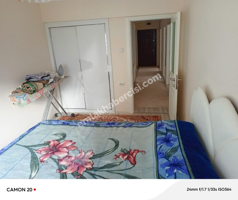 MUDANYA HALİTPAŞA 'da MERKEZİ NOKTADA SATILIK 1.KAT GENİŞ 2+1 DAİRE