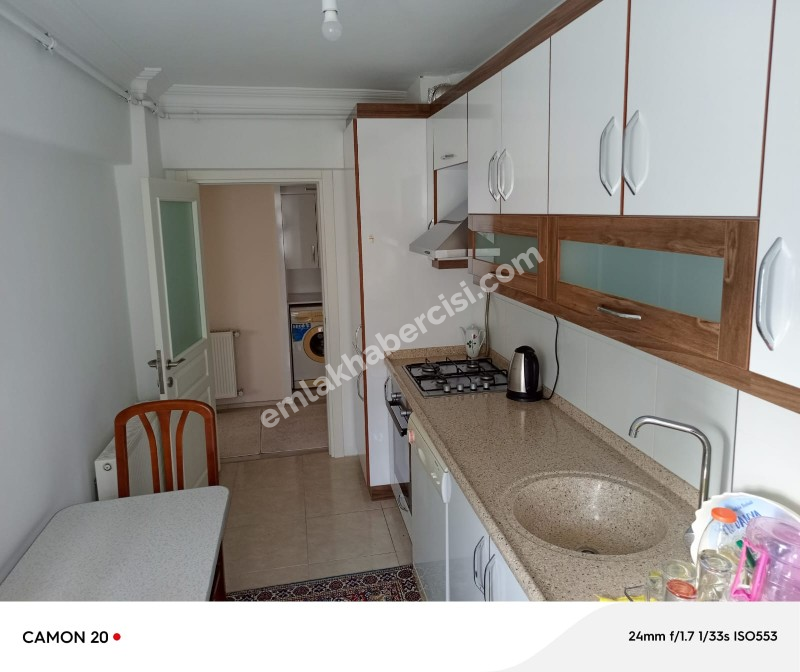 MUDANYA HALİTPAŞA 'da MERKEZİ NOKTADA SATILIK 1.KAT GENİŞ 2+1 DAİRE