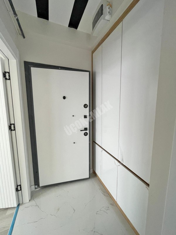 AFYON ÜÇOK EMLAKTAN MAREŞAL F ÇAKMAK MAH SATILIK SIFIR 2+1 LÜX 3 KAT DAİRE