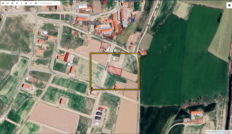 AFYON ÜÇOK EMLAKTAN GÜMÜŞKENTTE SATILIK FIRSAT 880M² ARSA