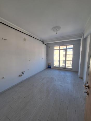 GÜVENAY - ÇORUM BAHÇELİEVLER ÇORAKLIK CADDESİ ÜZERİ 3+1 SATILIK DAİRE