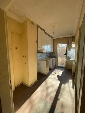 AFYON ÜÇOK EMLAKTAN DUMLUPINAR MAH SATILIK 2+1 MERKEZİ KONUMDA DAİRE