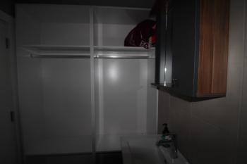 ASLAN'DAN KUYULUK'TA HAVUZLU SİTE İÇİ FULL EŞYALI KİRALIK 2+1