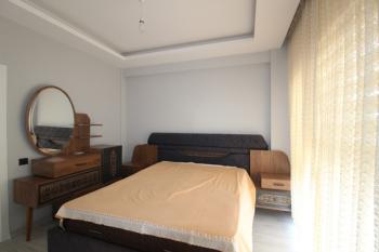 ASLAN'DAN KUYULUK'TA HAVUZLU SİTE İÇİ FULL EŞYALI KİRALIK 2+1