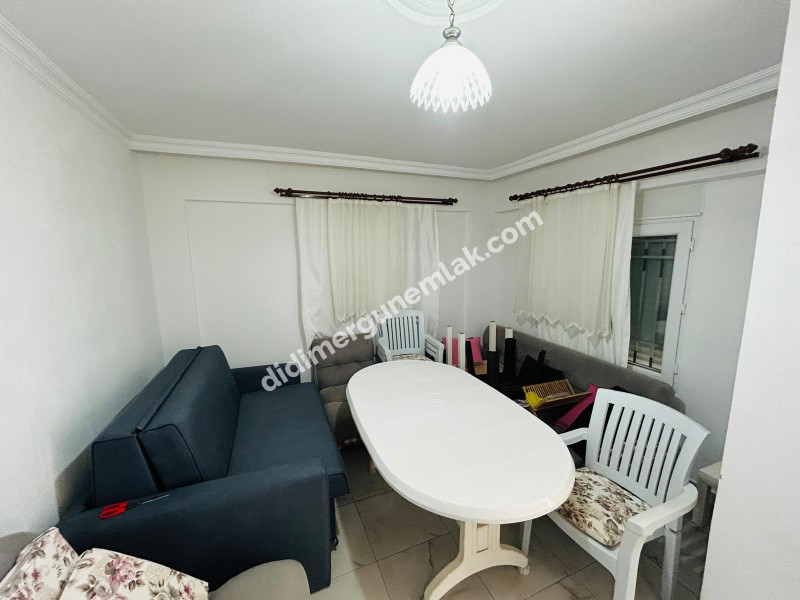 DİDİM SAĞTUR’DA DENİZE YAKIN 3+1 AÇIK MUTFAKLI GENİŞ TERASLI SATILIK MÜSTAKİL VİLLA 