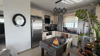 Lefkoşa Ortaköy Bölgesinde Satılık 2+1 PENTHOUSE