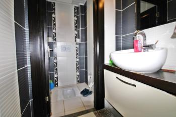 Elmas’tan H.Okan Merzeci Mh. Geniş Metraj Bağımsız 3+1