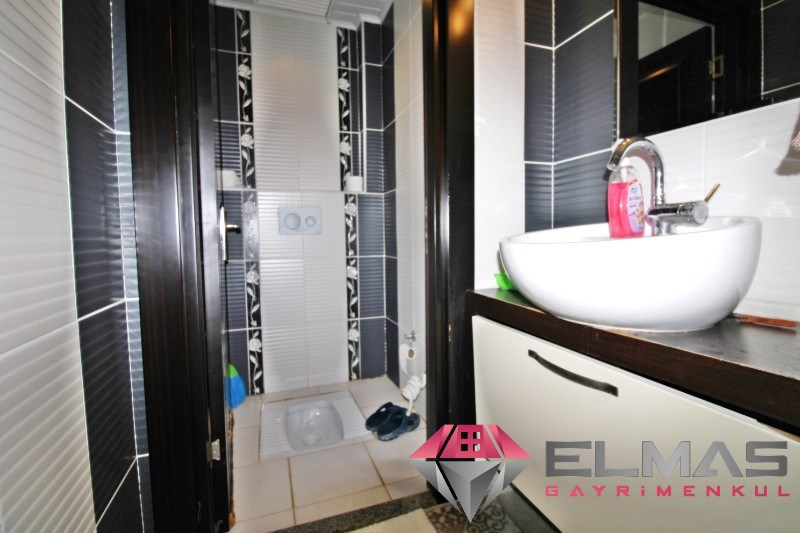 Elmas’tan H.Okan Merzeci Mh. Geniş Metraj Bağımsız 3+1