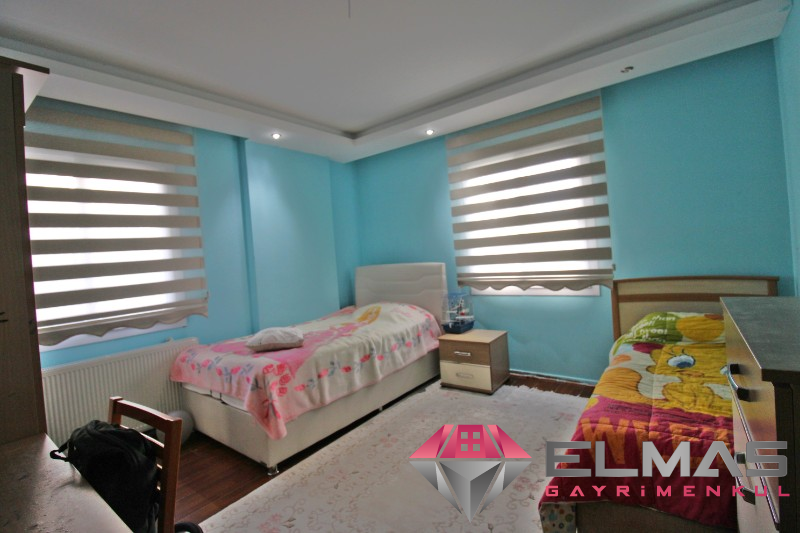 Elmas’tan H.Okan Merzeci Mh. Geniş Metraj Bağımsız 3+1