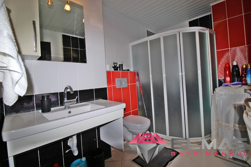 Elmas’tan H.Okan Merzeci Mh. Geniş Metraj Bağımsız 3+1