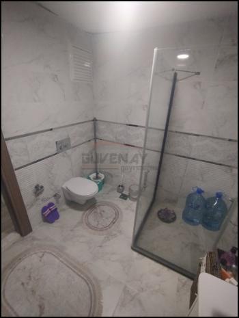 GÜVENAY – ÇORUM İKBAL IŞIKLARINDA KÖŞE BAŞI – MERKEZİ KONUMDA SATILIK 3+1 DAİRE