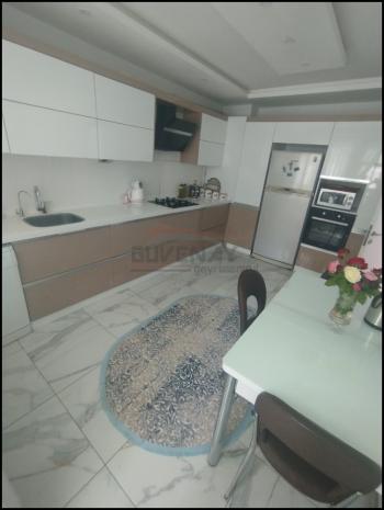 GÜVENAY – ÇORUM İKBAL IŞIKLARINDA KÖŞE BAŞI – MERKEZİ KONUMDA SATILIK 3+1 DAİRE