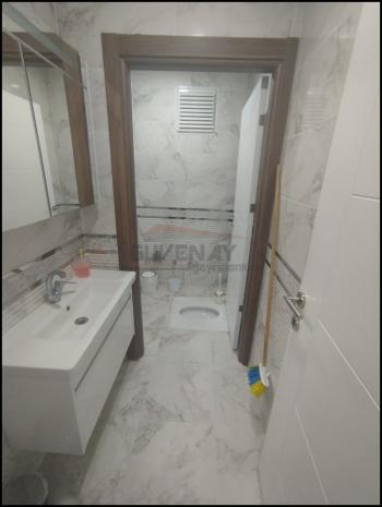 GÜVENAY – ÇORUM İKBAL IŞIKLARINDA KÖŞE BAŞI – MERKEZİ KONUMDA SATILIK 3+1 DAİRE