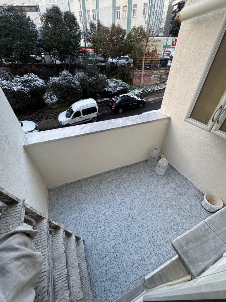 Yeşilpınar Metro’ya 5 Dk 1.Kat 2+1 Kiralık Daire