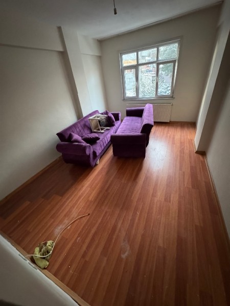 Yeşilpınar Metro’ya 5 Dk 1.Kat 2+1 Kiralık Daire