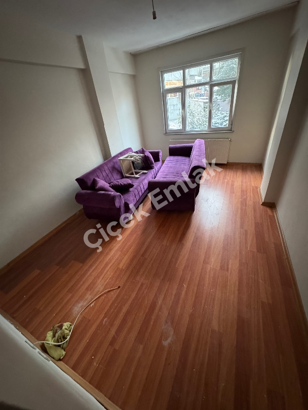 Yeşilpınar Metro’ya 5 Dk 1.Kat 2+1 Kiralık Daire