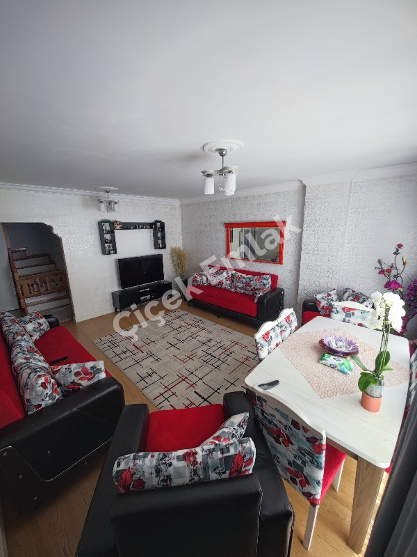 Akşemsettin Cengiz Topel Caddesi 2+1 Satılık Dubleks