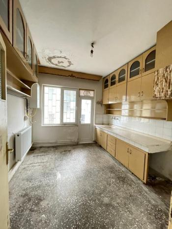 AFYON ÜÇOK EMLAKTAN HARBİŞ GAZİ MAH 3+1 115M² KİRALIK DAİRE 