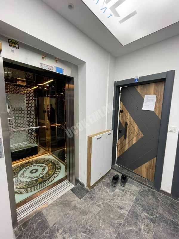 AFYON ÜÇOK EMLAKTAN DERVİŞPAŞA MAH SATILIK  1+1 45M² EŞYALI KUPON DAİRE 