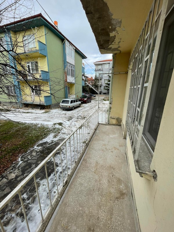 AFYON ÜÇOK EMLAKTAN HARBİŞ GAZİ MAH 3+1 115M² KİRALIK DAİRE 